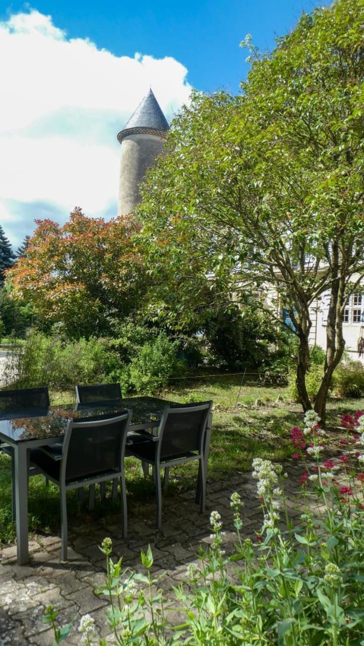 Gite De L'Orangerie Du Chateau De La Begude De Mazenc Bagian luar foto